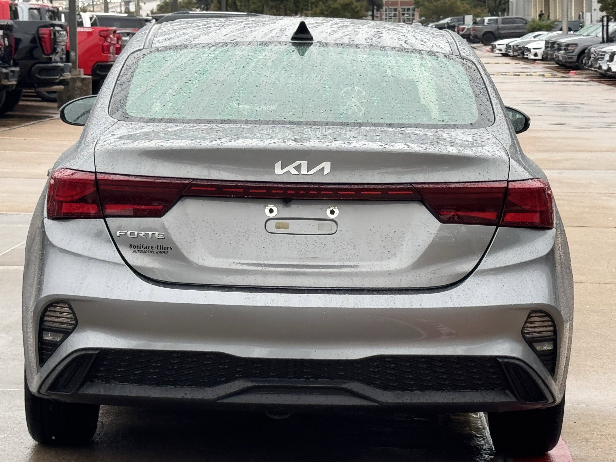 Used 2023 Kia Forte LXS w/ LXS Technology Package FWD image 6