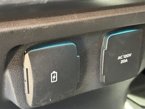 Used 2024 Ford F150 Raptor image 18