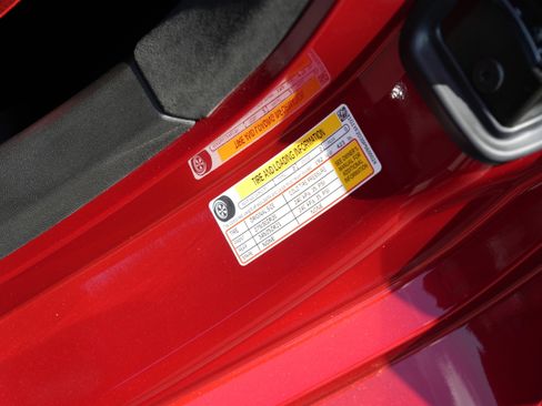 Used 2023 Chevrolet Corvette Z06 w/ Z07 Performance Package image 55