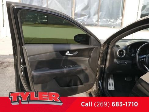 Used 2023 Kia Forte GT w/ GT2 Package FWD image 18