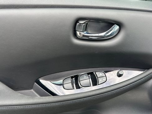 Certified 2023 Nissan Leaf SV Plus image 11
