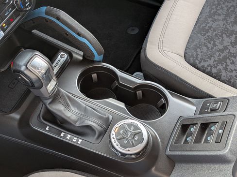 Used 2022 Ford Bronco Wildtrak image 26