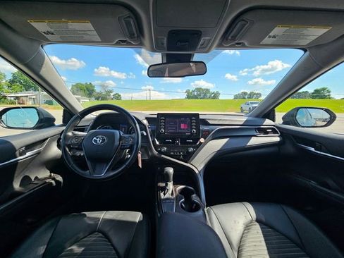 Used 2024 Toyota Camry SE FWD image 12