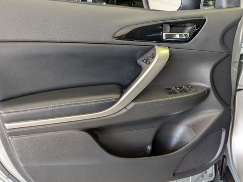 Used 2025 Mitsubishi Eclipse Cross SE AWD/4WD image 11