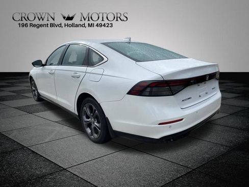 Used 2024 Honda Accord EX-L image 9