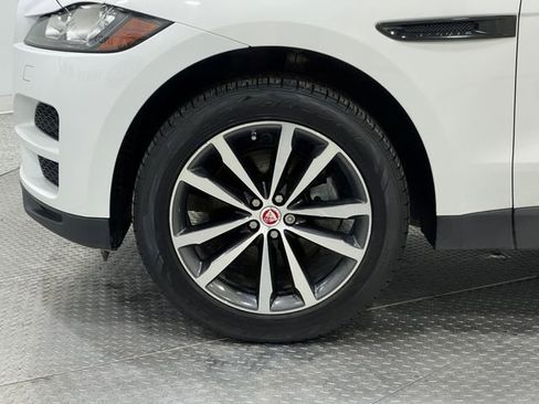 Used 2019 Jaguar F-PACE Prestige image 37