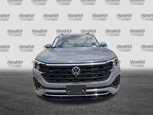Used 2025 Volkswagen Atlas SEL Premium R-Line AWD/4WD image 3
