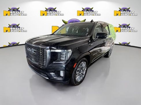 Used 2023 GMC Yukon XL Denali Ultimate AWD/4WD image 1