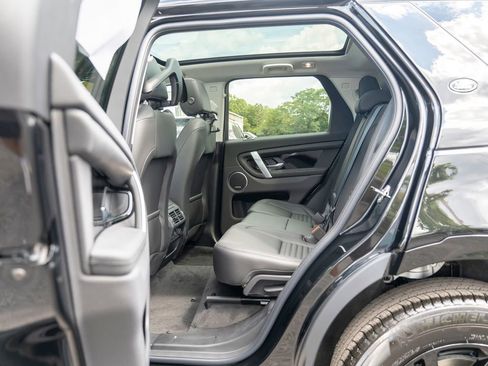 New 2025 Land Rover Discovery Sport S image 21