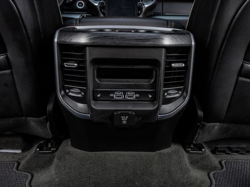 Used 2024 RAM 1500 Laramie AWD/4WD image 33