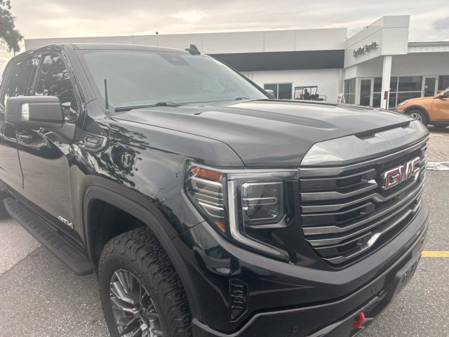 Certified 2022 GMC Sierra 1500 AT4 w/ AT4 Premium Package AWD/4WD image 2