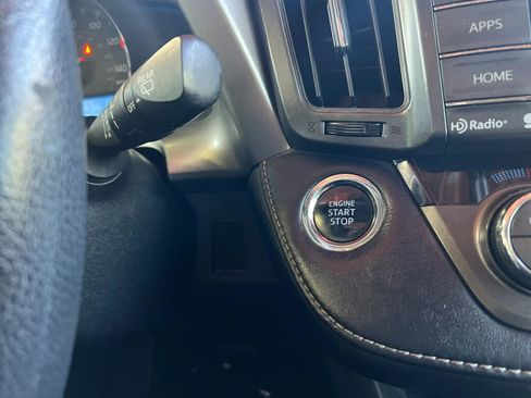 Used 2014 Toyota RAV4 Limited FWD image 19