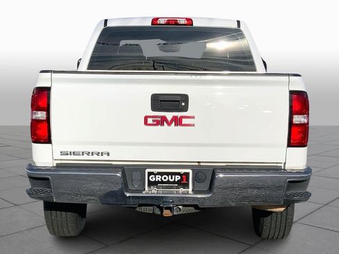 Used 2018 GMC Sierra 1500 2WD Crew Cab w/ Sierra Convenience Package image 4