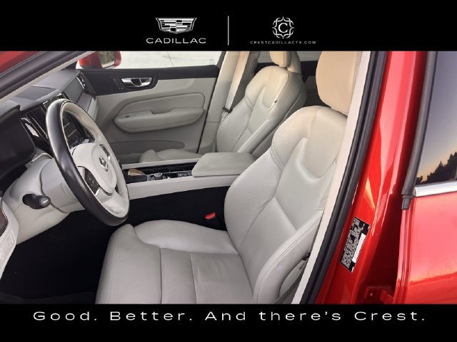 Used 2019 Volvo XC60 T5 Momentum w/ Premium Package FWD image 22