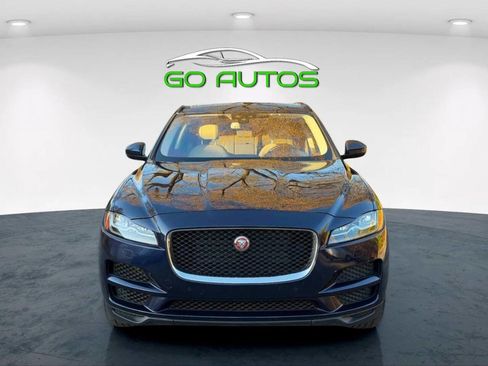 Used 2017 Jaguar F-PACE Prestige image 8