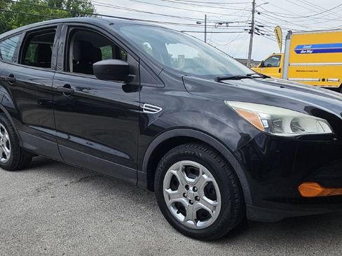 Used 2014 Ford Escape S FWD image 3