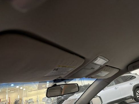 Used 2007 Toyota Camry LE FWD image 10