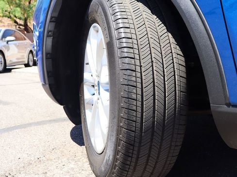 Used 2022 Ford Escape SE image 6