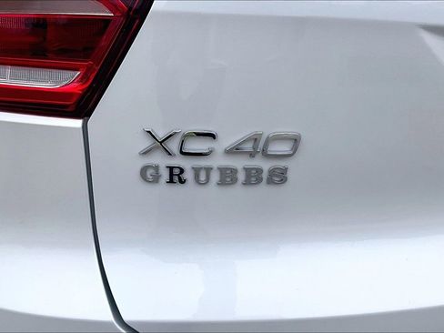 New 2026 Volvo XC40 B5 Plus w/ Protection Package Premier image 44