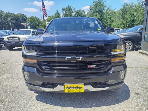 Used 2018 Chevrolet Silverado 1500 LT w/ All Star Edition AWD/4WD image 3