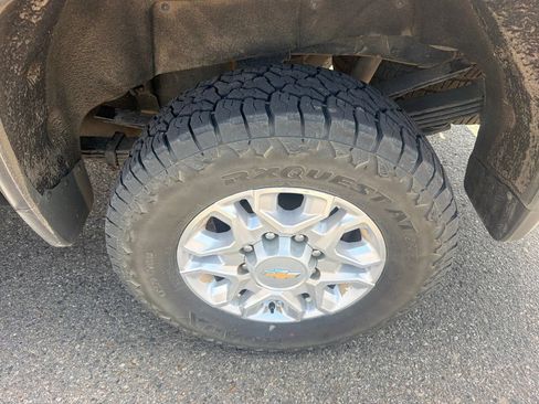 Used 2022 Chevrolet Silverado 3500 LTZ AWD/4WD image 34