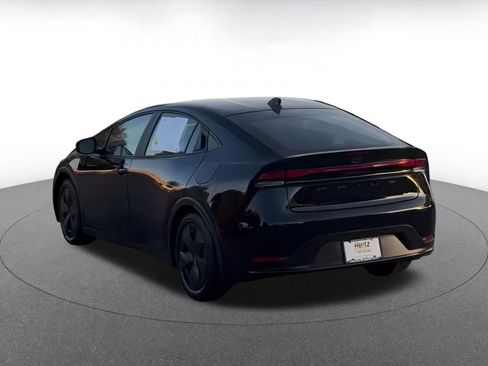 Used 2025 Toyota Prius LE image 16