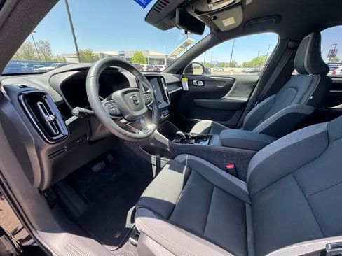 New 2025 Volvo EX40 Core w/ Climate Package image 12