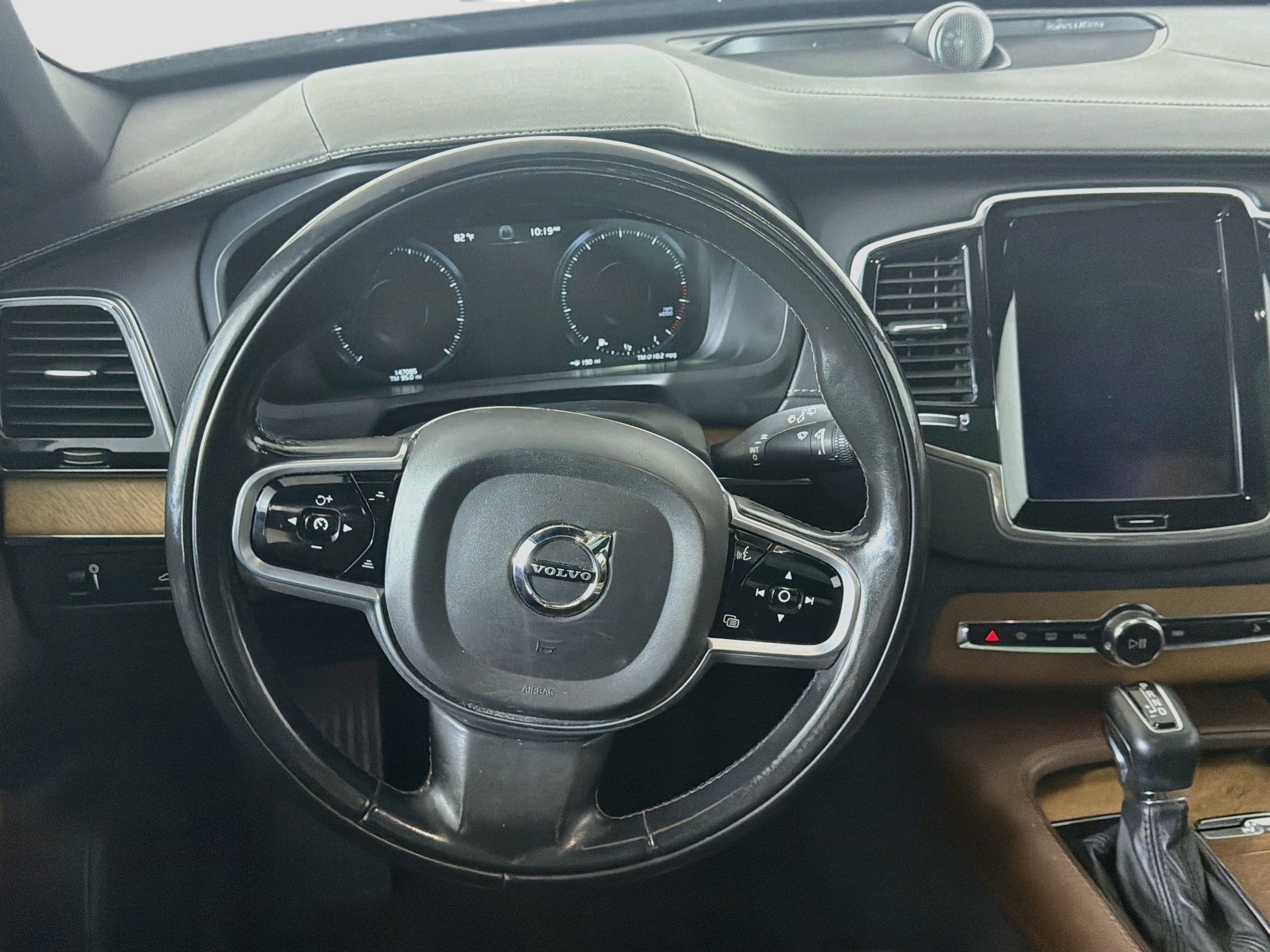 Used 2018 Volvo XC90 T6 Inscription w/ Convenience Package AWD/4WD image 17