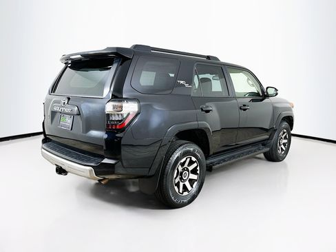 Used 2024 Toyota 4Runner TRD Off-Road Premium image 9