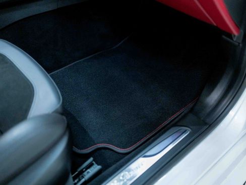 Used 2017 Alfa Romeo Giulia Quadrifoglio image 58