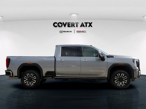 Used 2024 GMC Sierra 2500 Denali Ultimate image 8