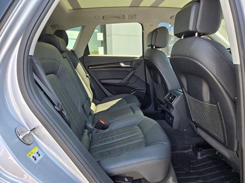 Used 2019 Audi Q5 2.0T Premium Plus w/ Premium Plus Package image 11