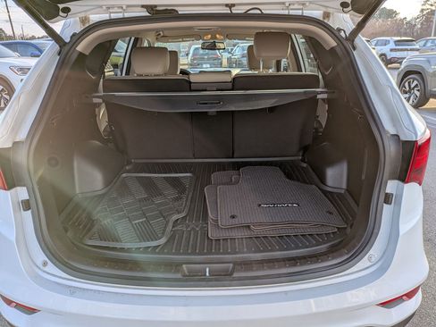 Used 2018 Hyundai Santa Fe Sport image 31