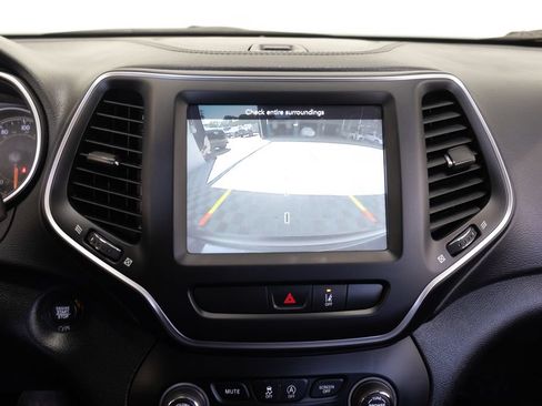 Used 2022 Jeep Cherokee Latitude Lux AWD/4WD image 30