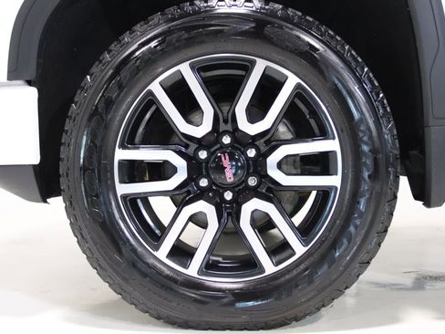 Used 2022 GMC Sierra 1500 AT4 image 81