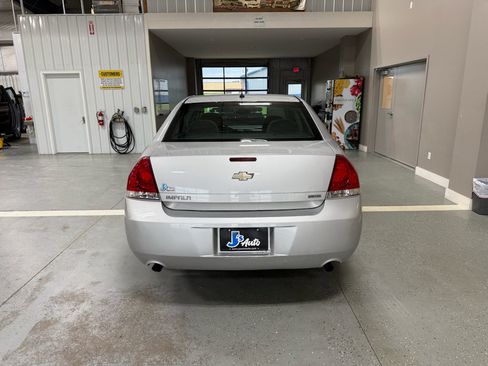 Used 2014 Chevrolet Impala Limited LS FWD image 6