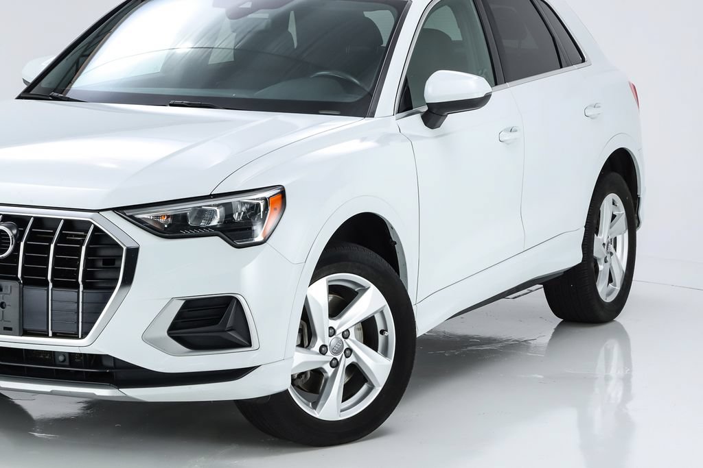 Used 2020 Audi Q3 2.0T Premium AWD/4WD image 3