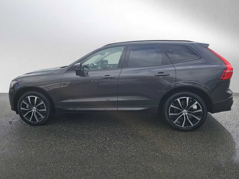 Certified 2025 Volvo XC60 B5 Plus image 6