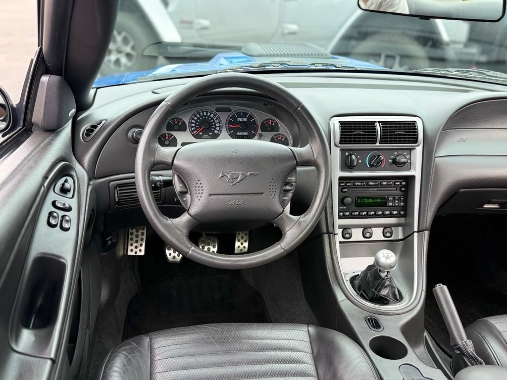 Used 2003 Ford Mustang Mach 1 RWD image 9