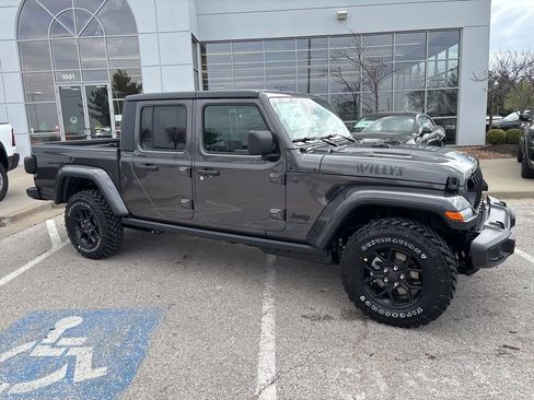 New 2026 Jeep Gladiator Willys image 35