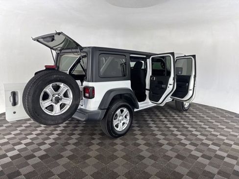 Used 2020 Jeep Wrangler Unlimited Sport S image 16