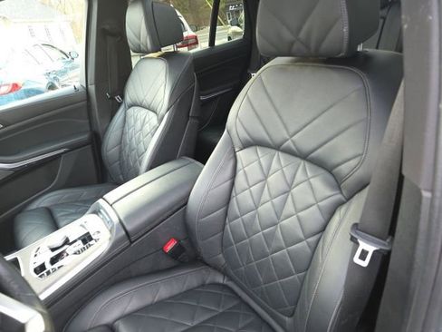 Used 2024 BMW X5 xDrive40i image 4