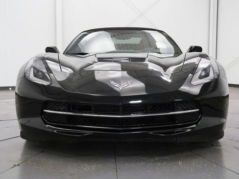 Used 2014 Chevrolet Corvette Stingray Convertible w/ 3LT Preferred Equipment Group RWD image 2