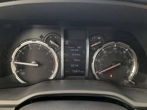 Used 2020 Toyota 4Runner TRD Off-Road Premium w/ Moonroof Package AWD/4WD image 12