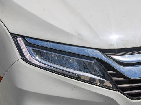 Used 2018 Honda Odyssey Elite image 4