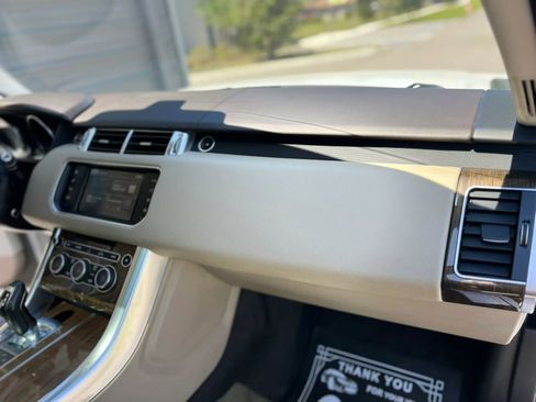 Used 2016 Land Rover Range Rover Sport HSE AWD/4WD image 11