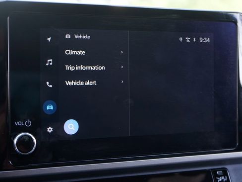 Used 2025 Toyota Camry SE image 27