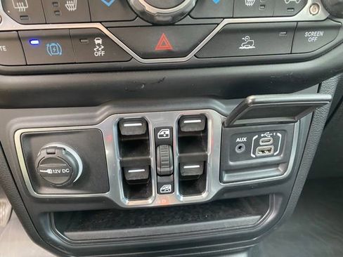 Used 2023 Jeep Wrangler Unlimited Sahara w/ Cold Weather Group image 22