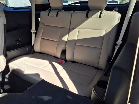 Used 2021 Ford Explorer Limited w/ Equipment Group 301A image 19