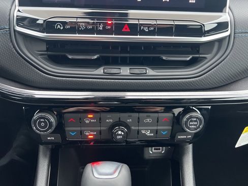 New 2026 Jeep Compass Limited image 29